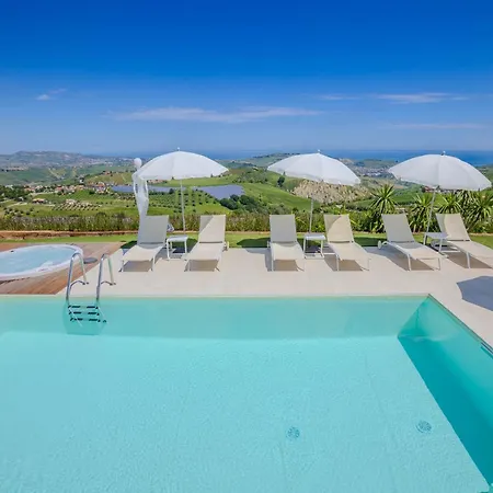 Villa Laura *